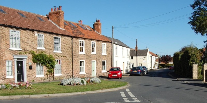 Holme village